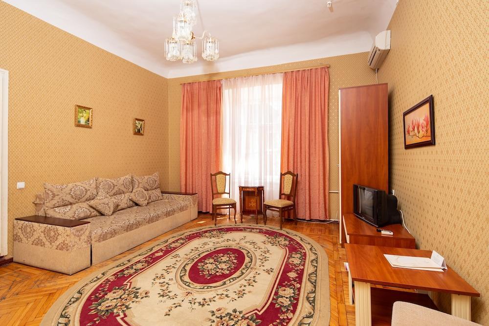 Tsentralnaya Hotel Odessa Exterior foto