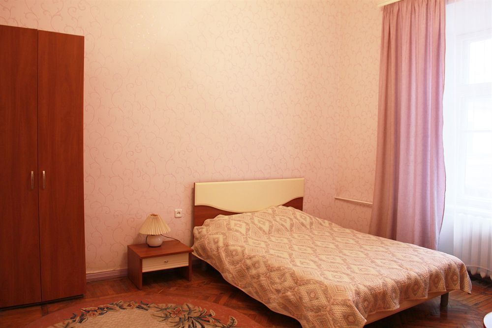 Tsentralnaya Hotel Odessa Exterior foto